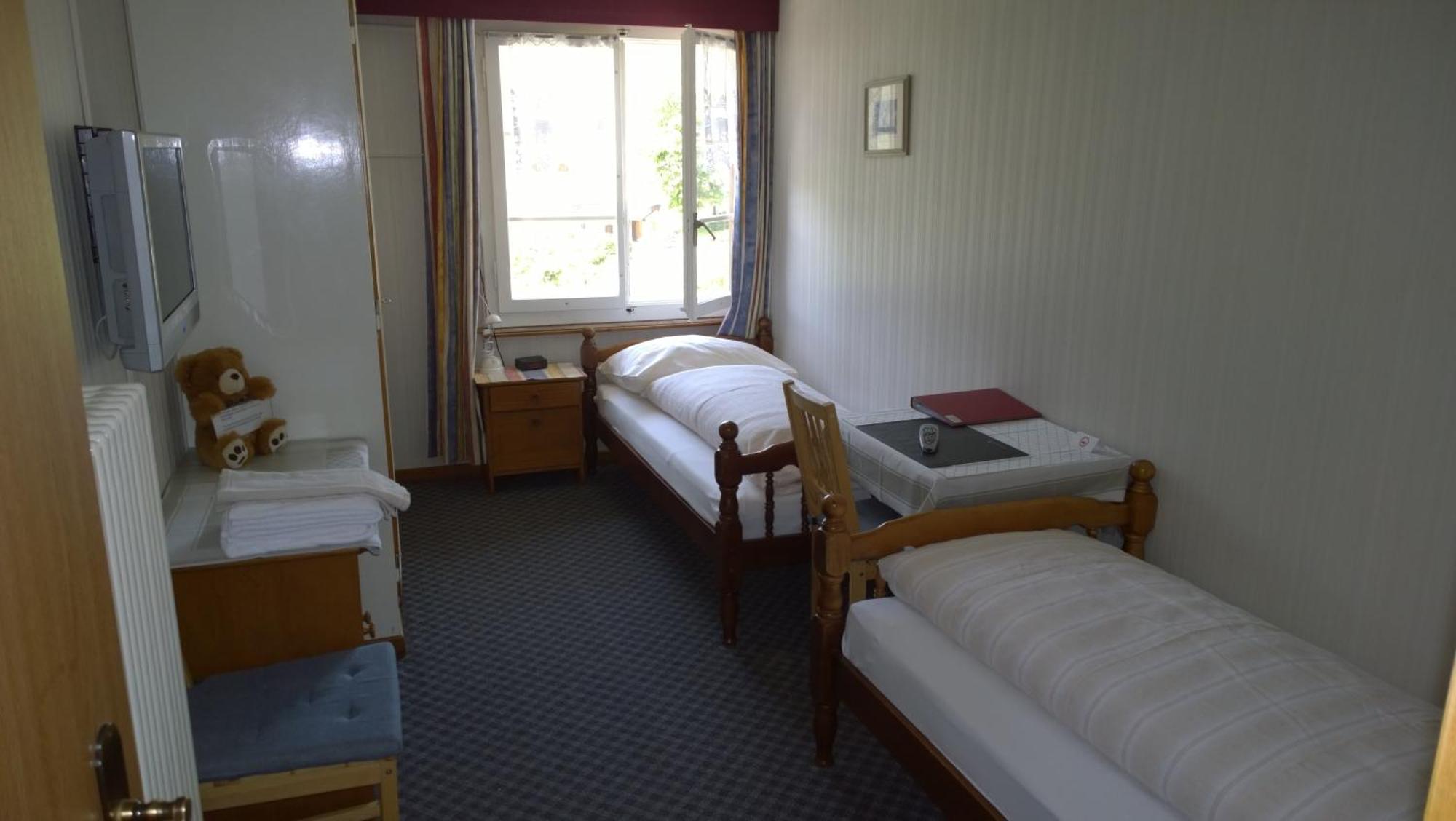 Swiss Lodge Hotel Bernerhof Wengen Room photo